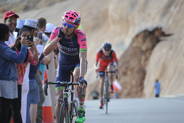 Rafael Valls wins stage 4